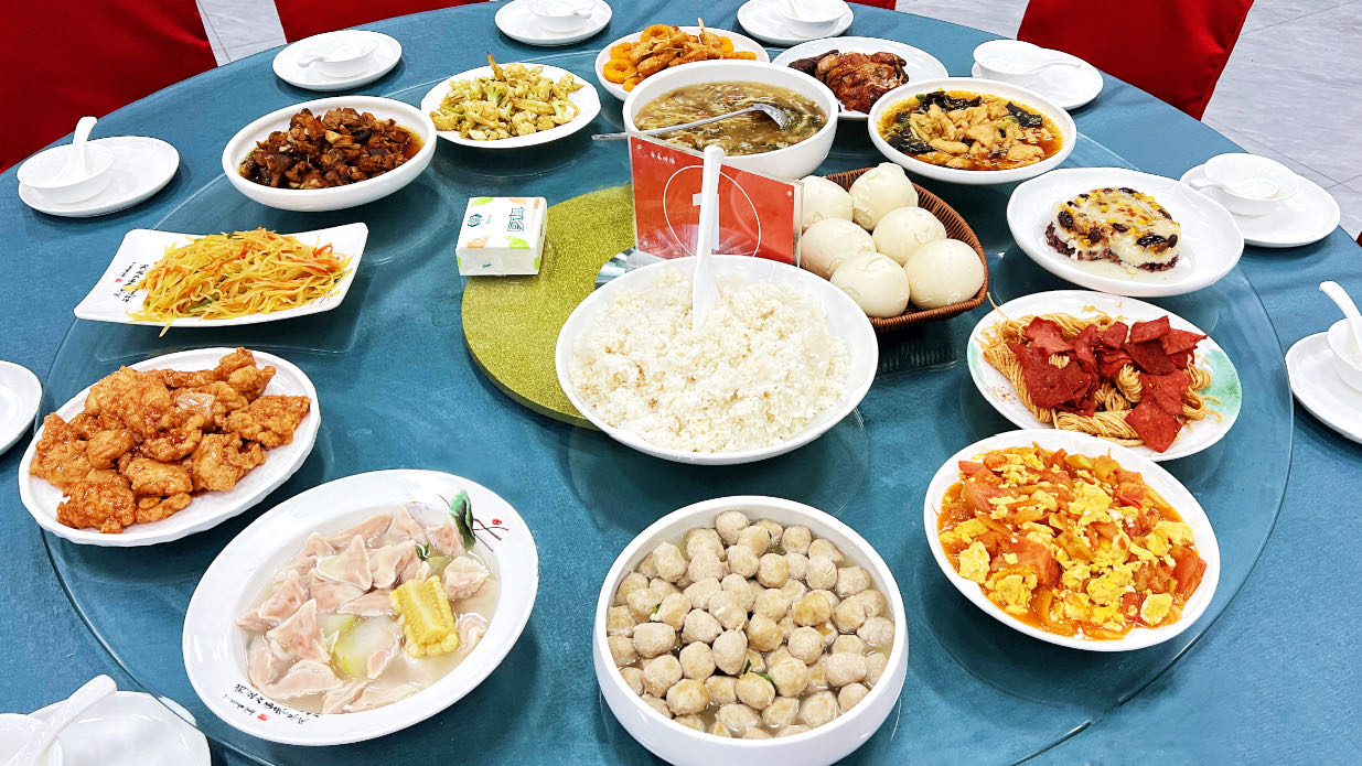 营养午餐